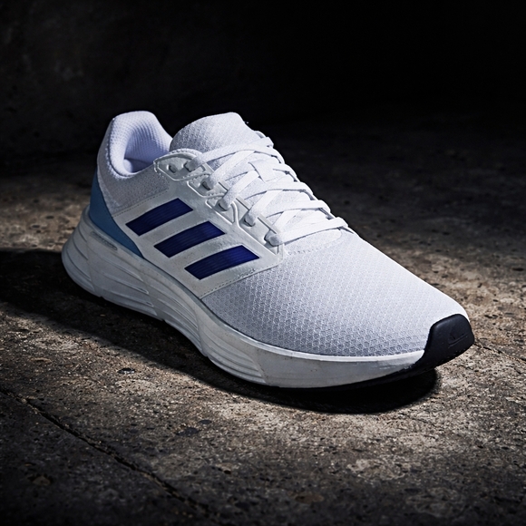 NIB Adidas Galaxy 6 Men's Running Shoes Size 10 White Blue Three Stripes - Picture 13 of 16